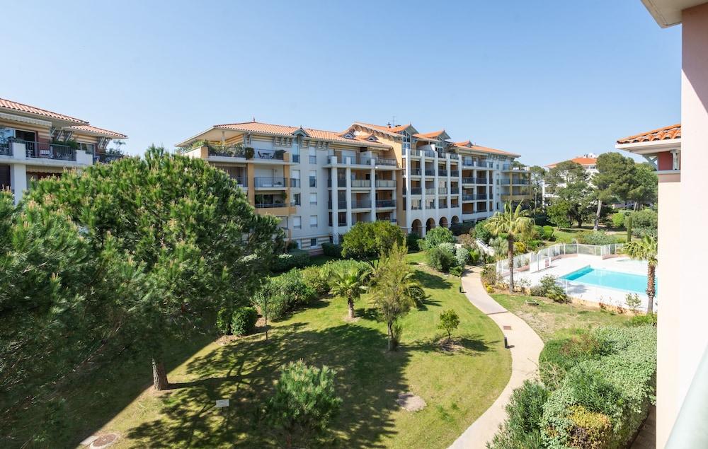 卡朗克公园酒店 Fréjus 外观 照片